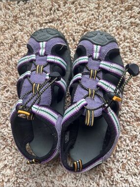 Six.Ten Purple Active Outdoor Sandals with Quick-Adjust Bungee sz 5